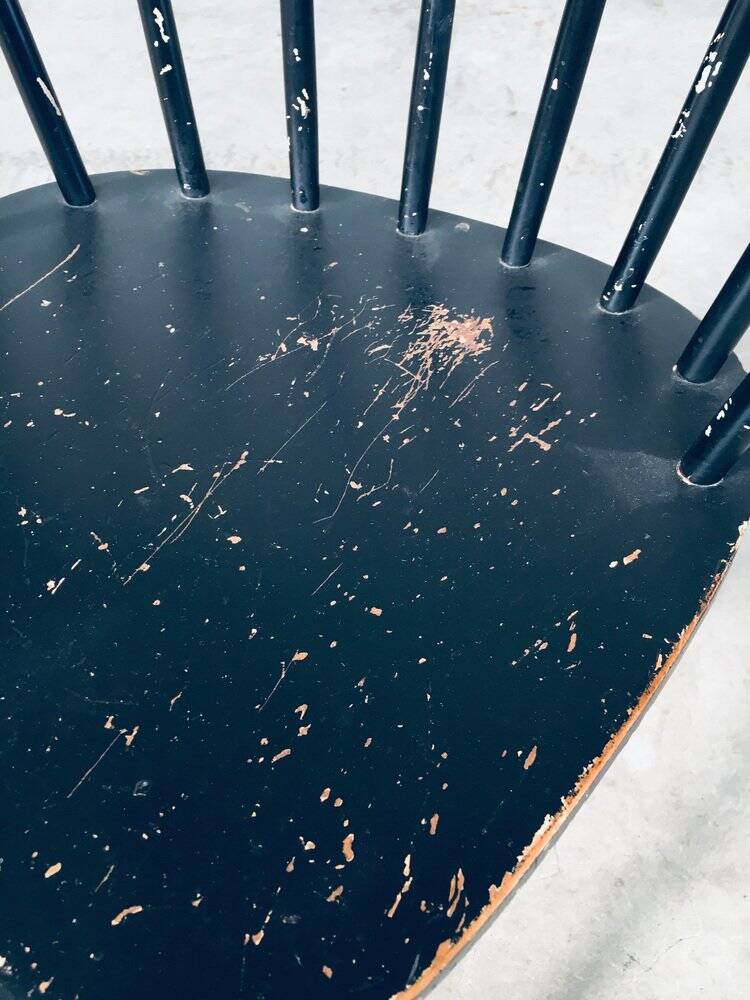 Mid-Century Scandinavian Design Curved Spindle Back Side Chair, Denmark, 1960s