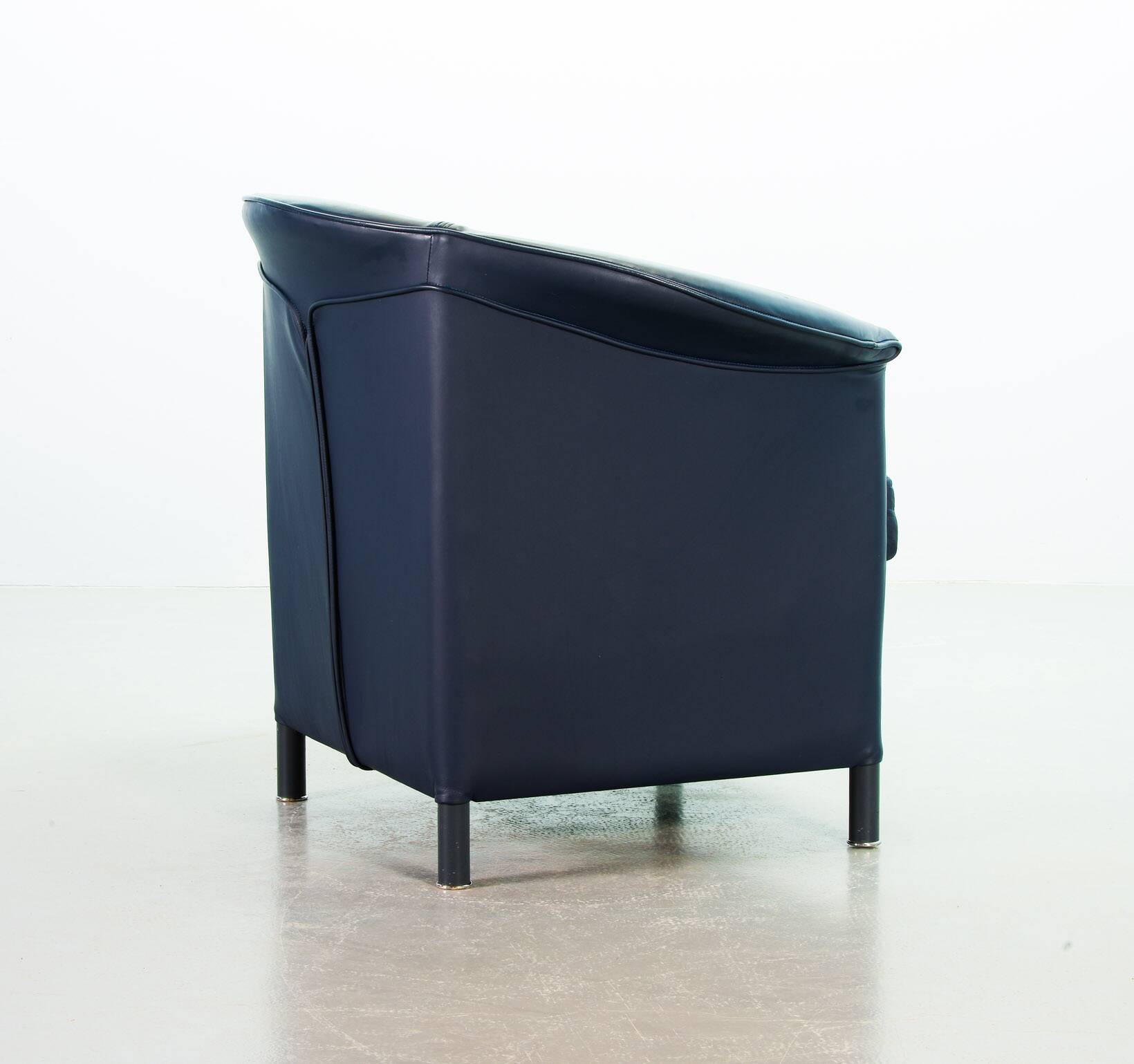 Wittmann Petrol Soft Leather Club Chair Model Aura  Designed by Paolo Piva