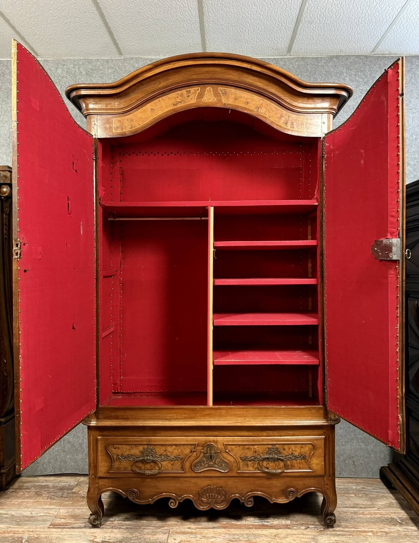 Louis XV period Provençal armoire in walnut and marquetry