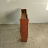 Foldable pine children's desk