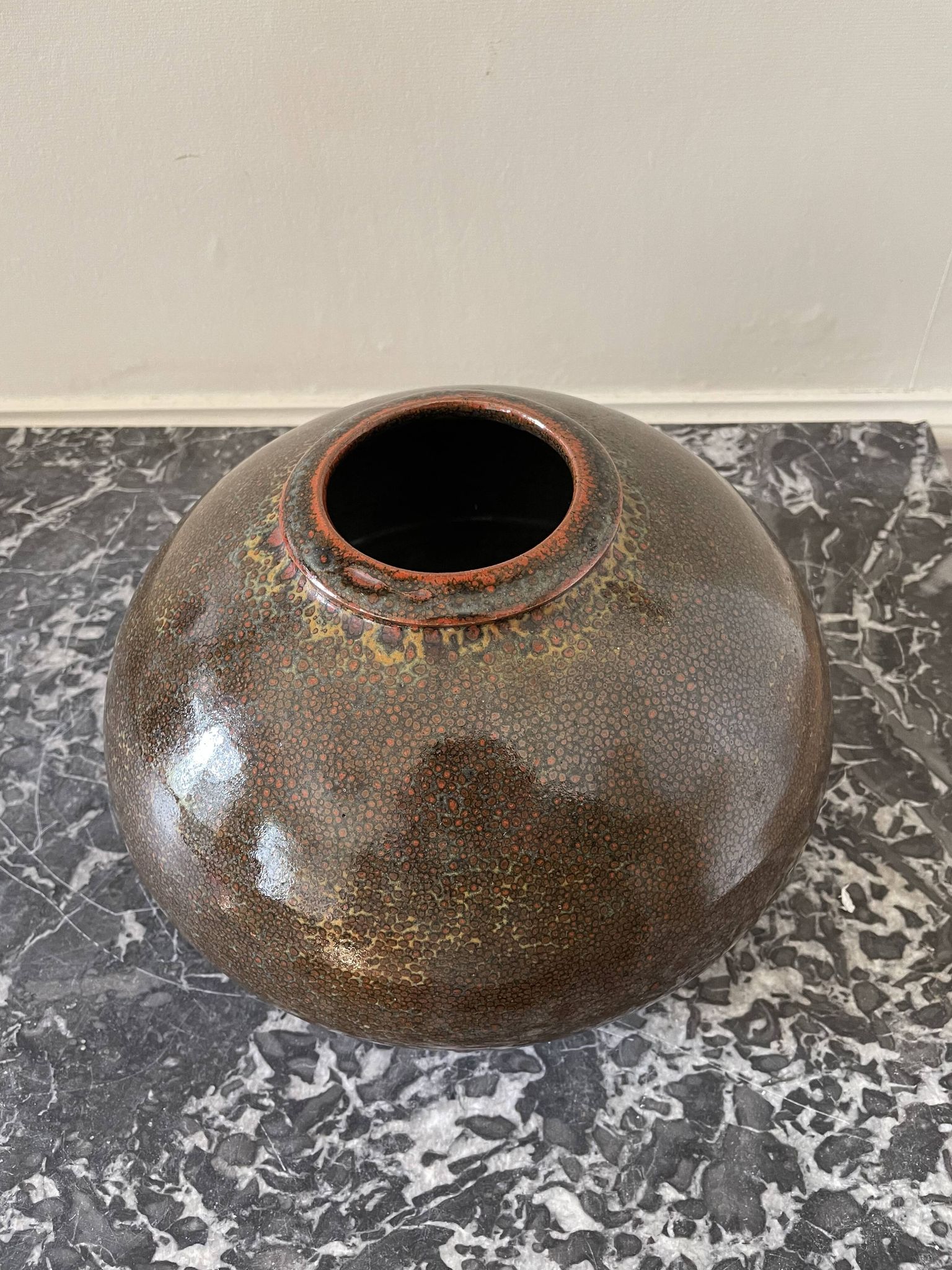 Vase émaillé