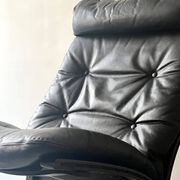 Scandinavian black leather armchair Siesta by Ingmar Relling, design 1970.
