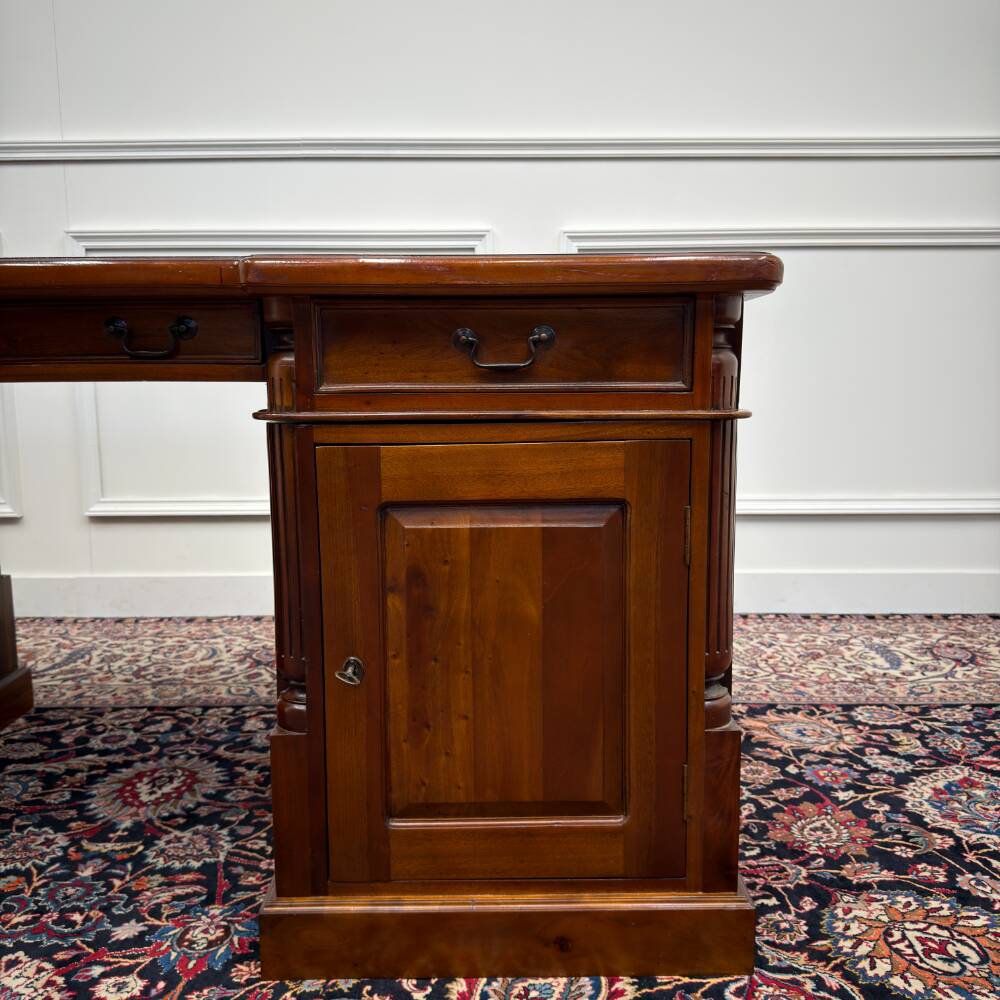 Classic English Desk Partnerdesk Black Leather