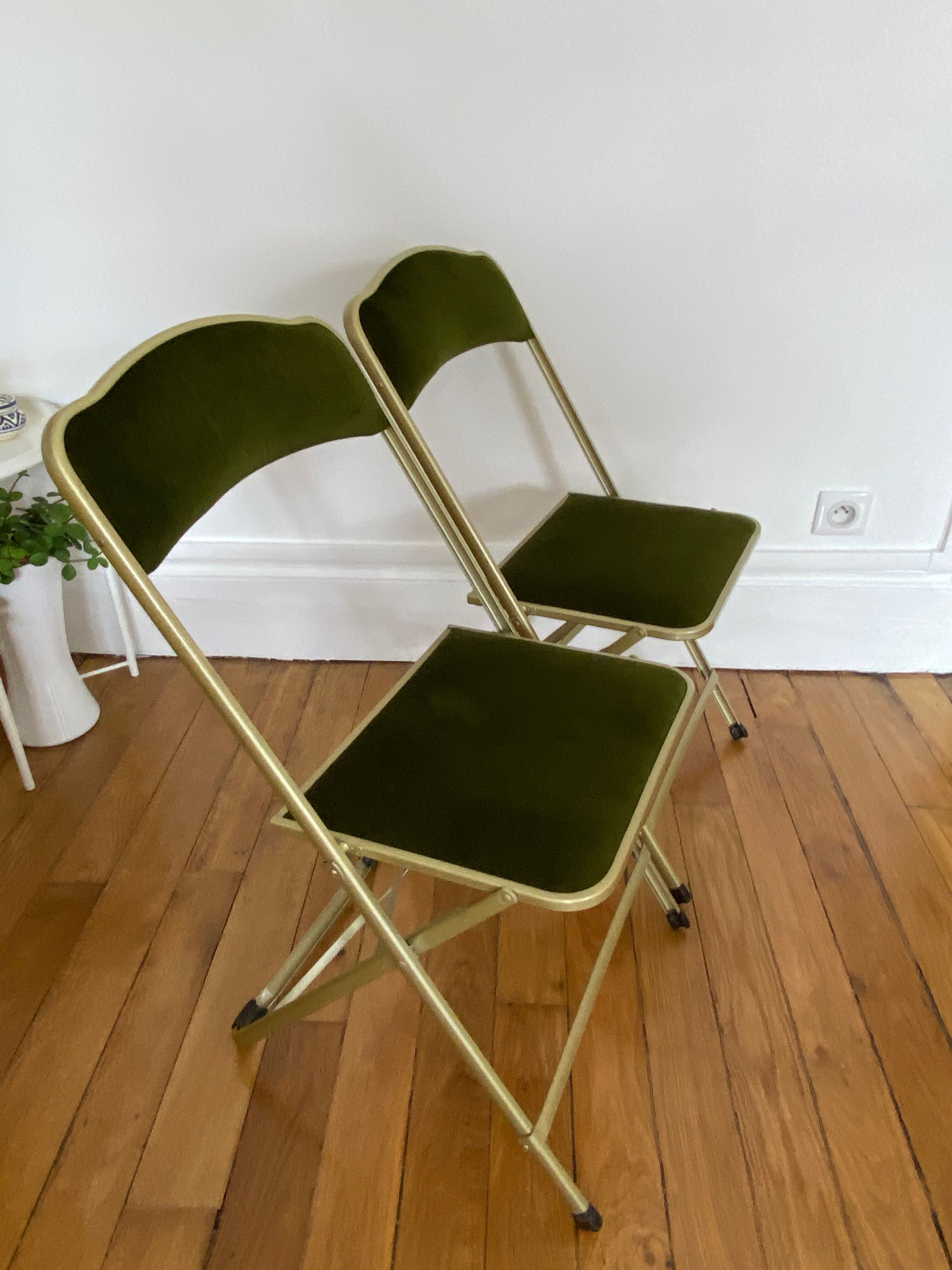 Green and gold vintage folding chair