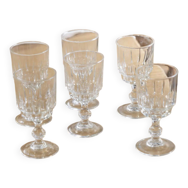 Lot de 6 verres à pied en verre blanc ciselé « Manon »