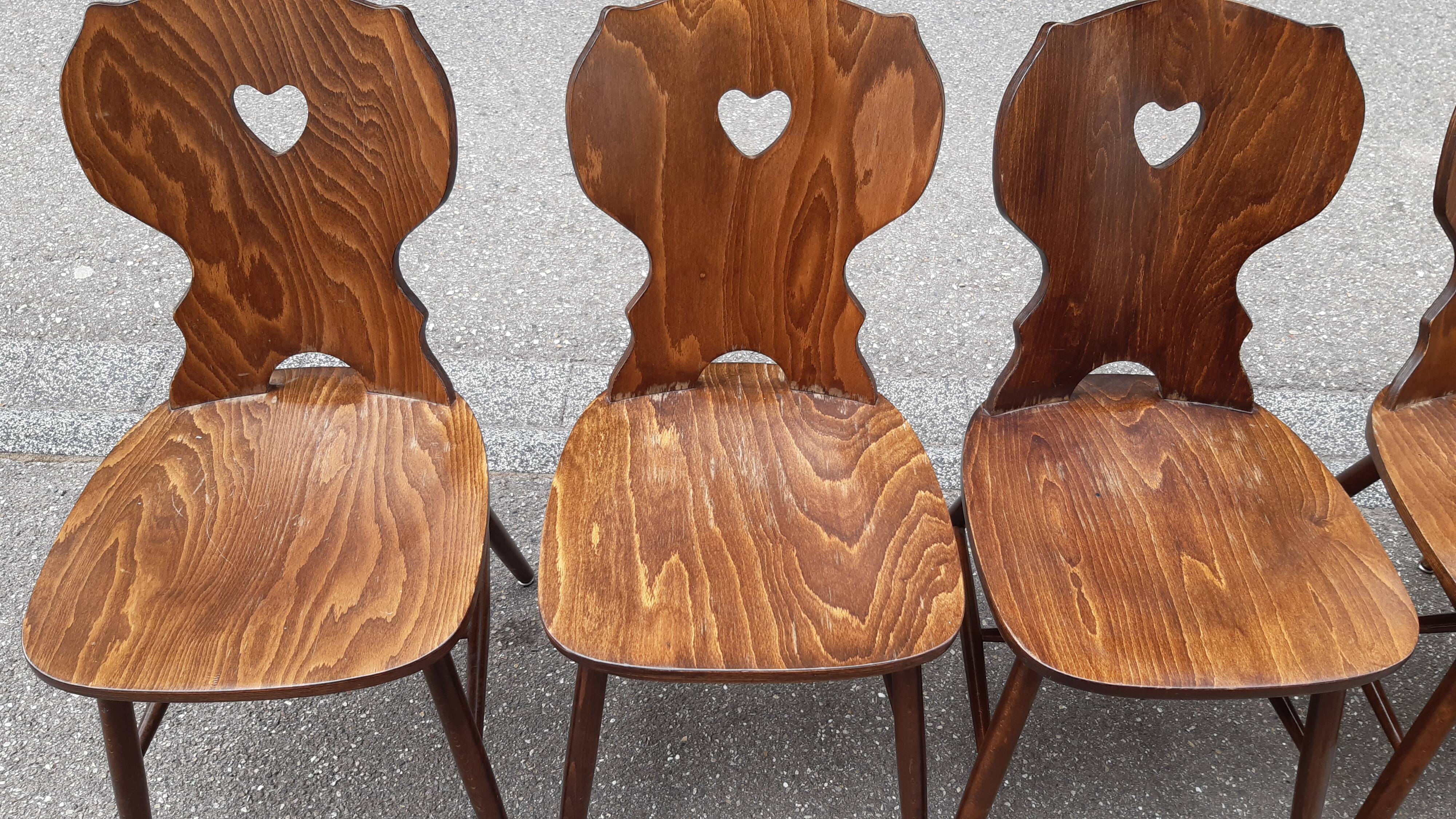 Lot 16 chairs bistro brasserie chalet deco mountain
