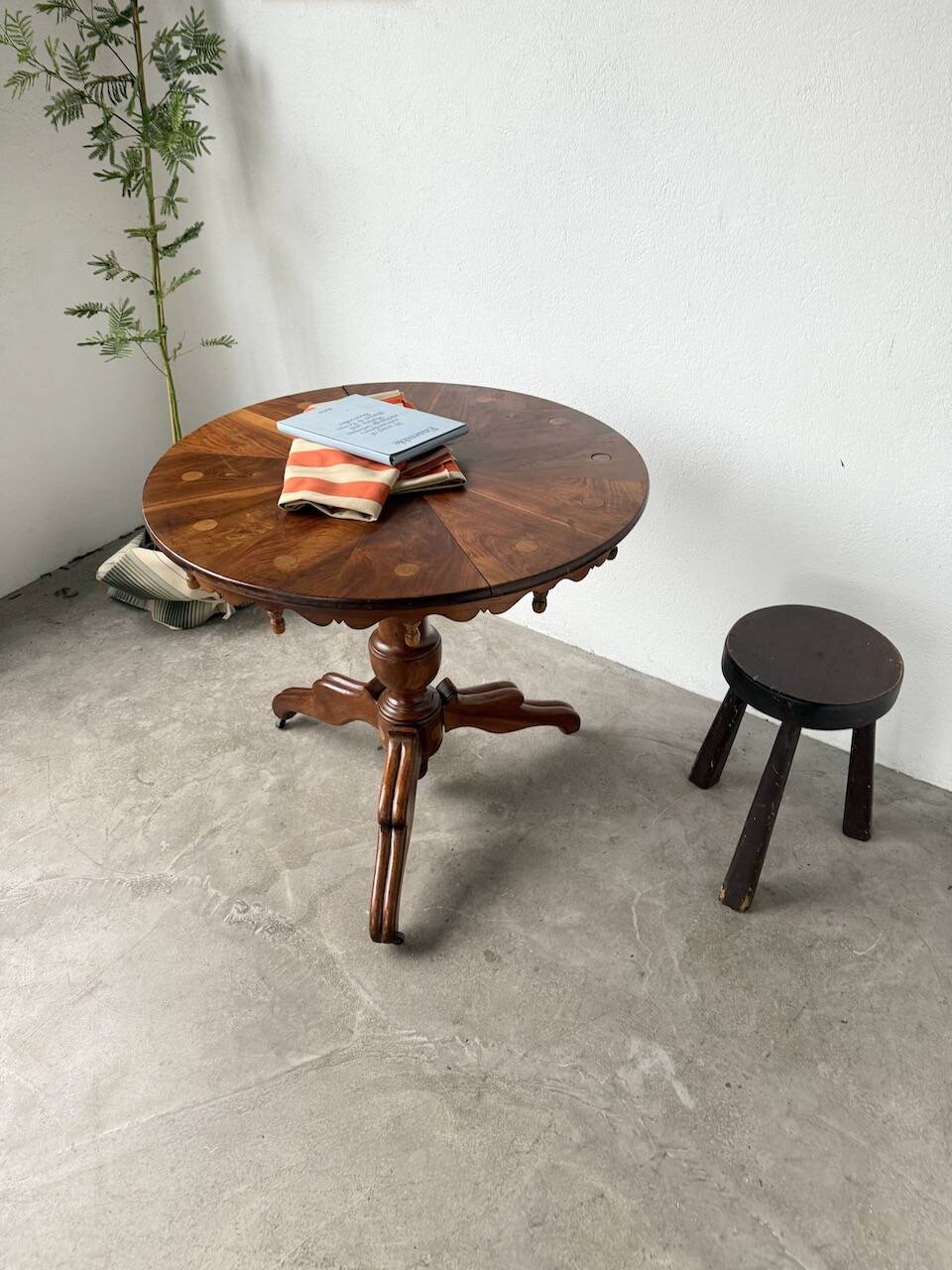 Biedermeier console or side table, 19th century.