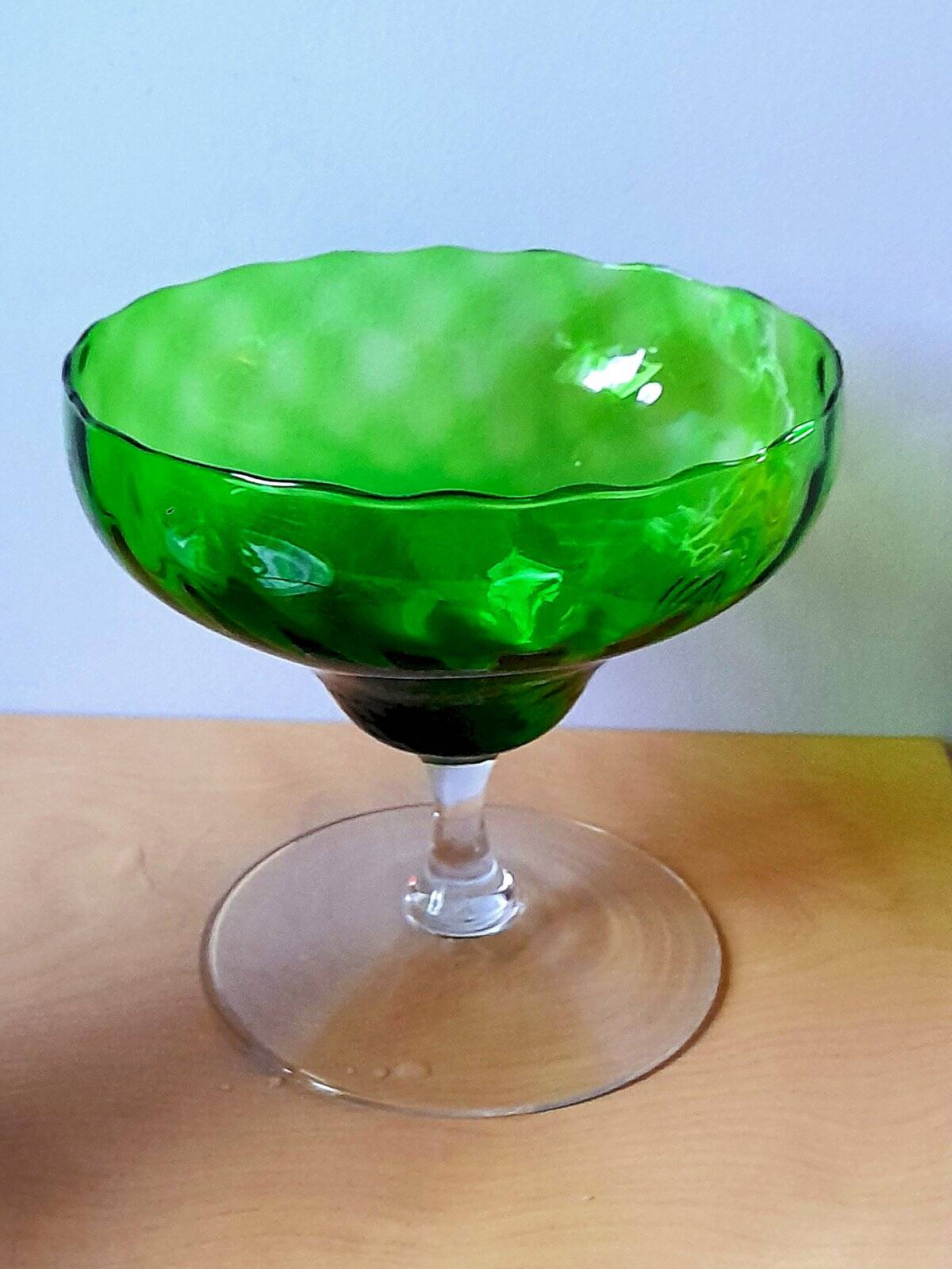 Green glass coupe Empoli 1970