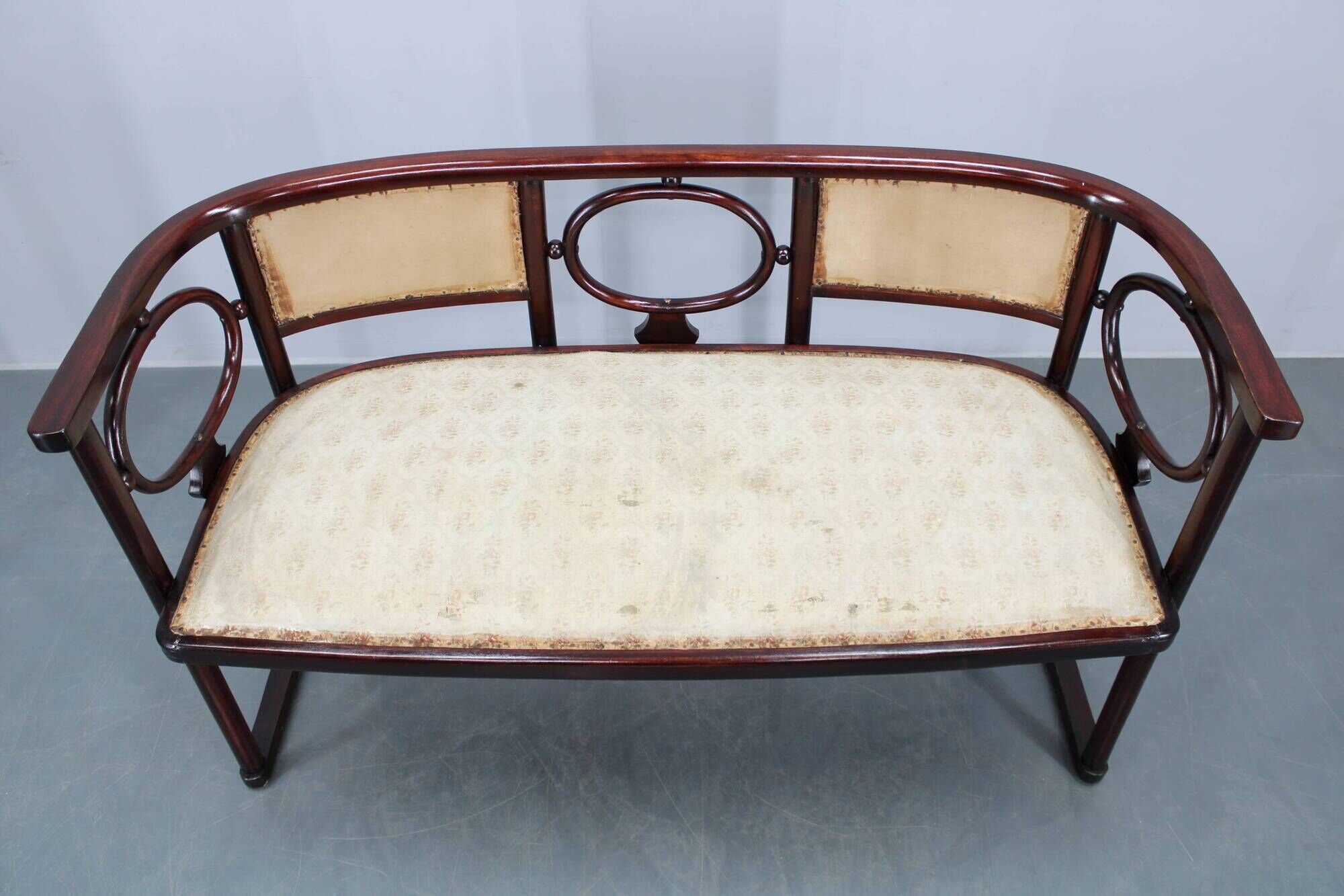 Josef Hoffmann Variation of Art Nouveau "Fledermaus" sofa by Fischel