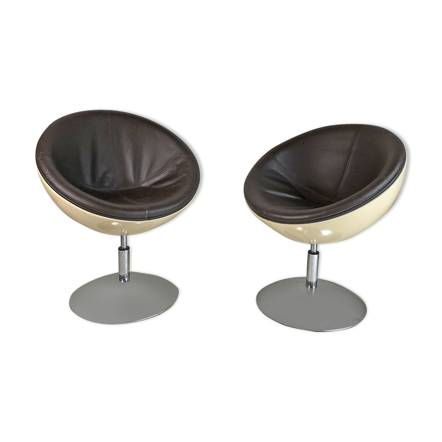 Paire de fauteuils coques et pieds tulipe vintage 70's