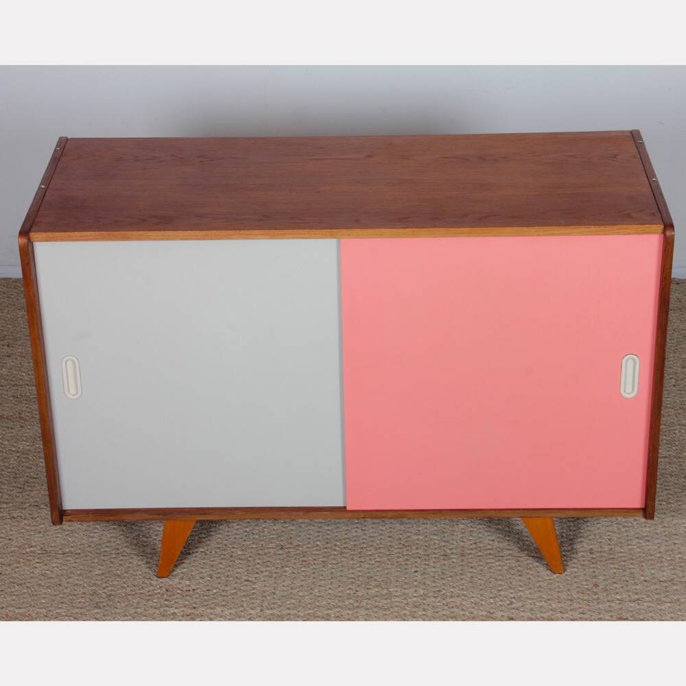 Pink and white chest of drawers by Jiri Jiroutek, model U-452 circa 1960