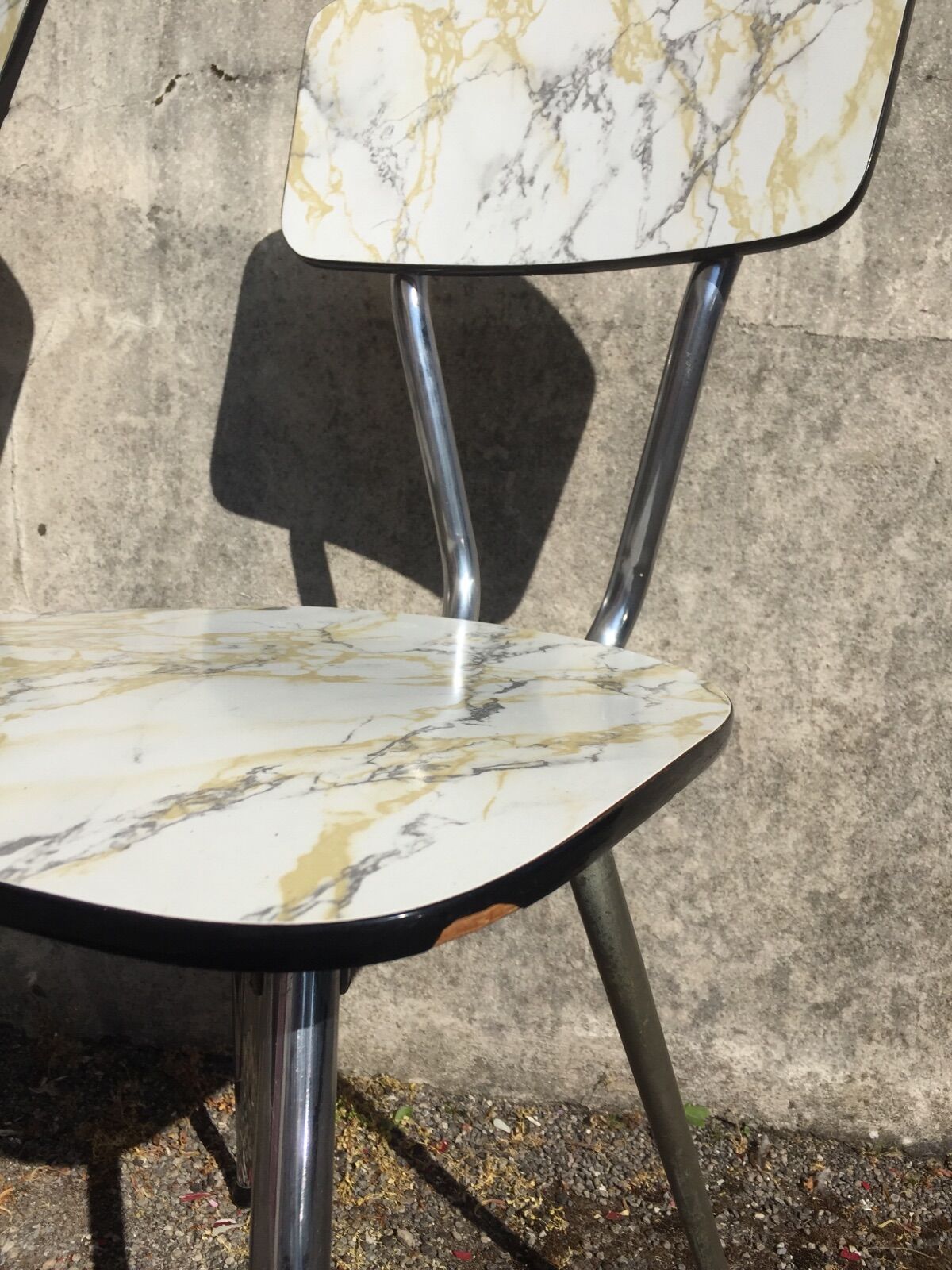 Série de 4 chaises formica de Roger Breton