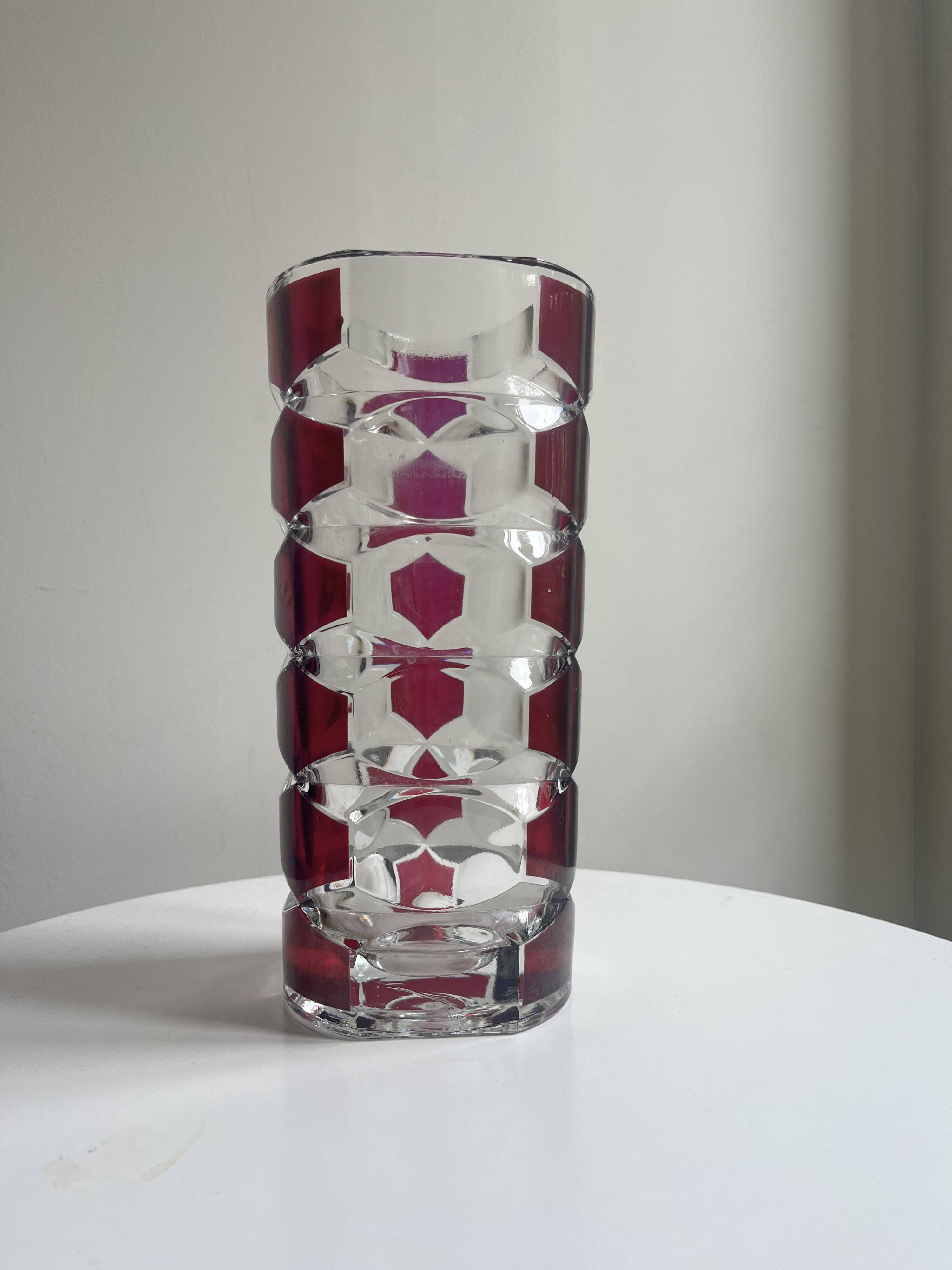 Luminarc vase with burgundy geometric patterns, France 1970