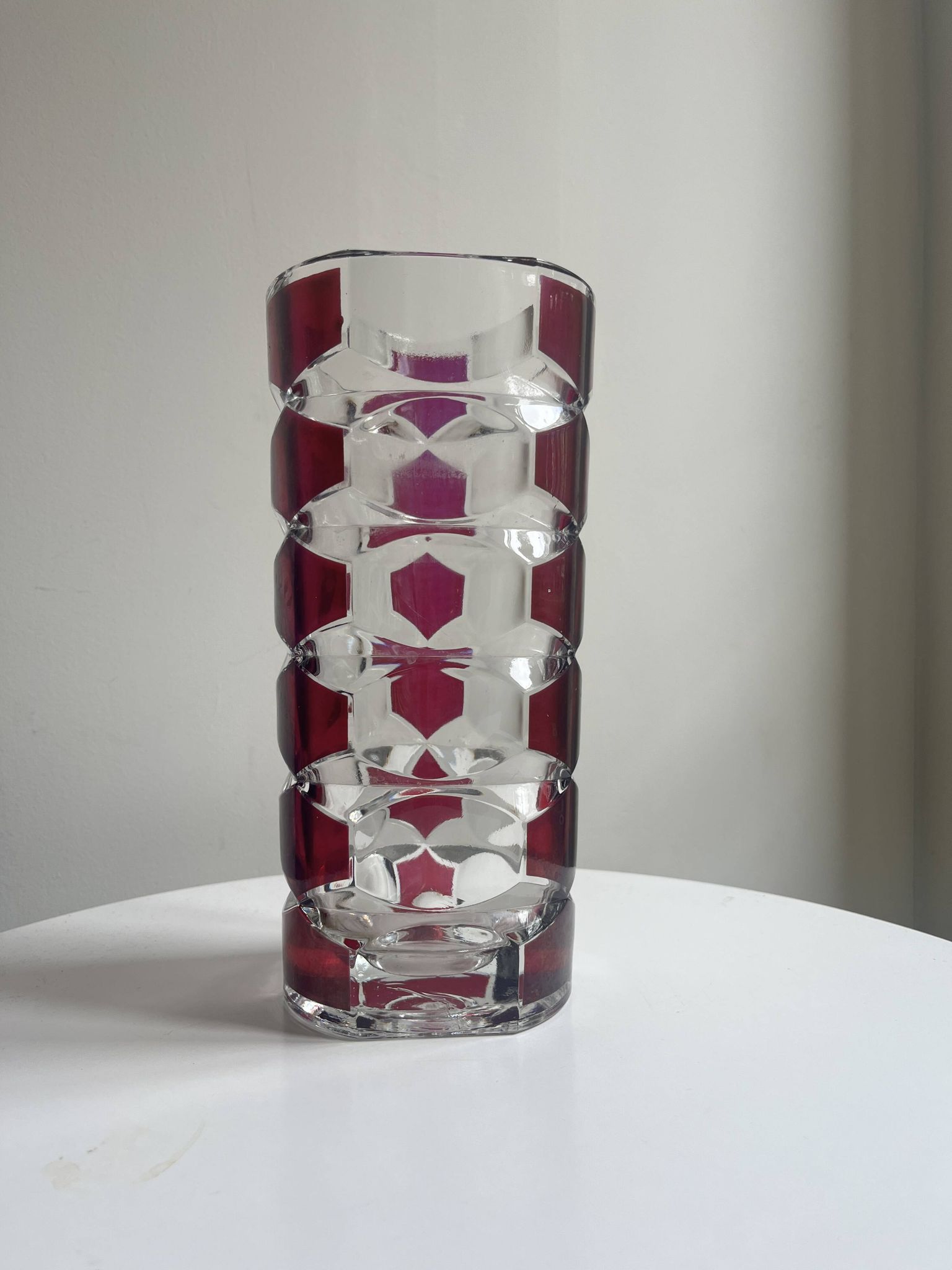 Luminarc vase with burgundy geometric patterns, France 1970