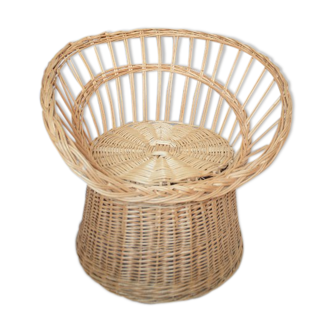 Rattan basket chair