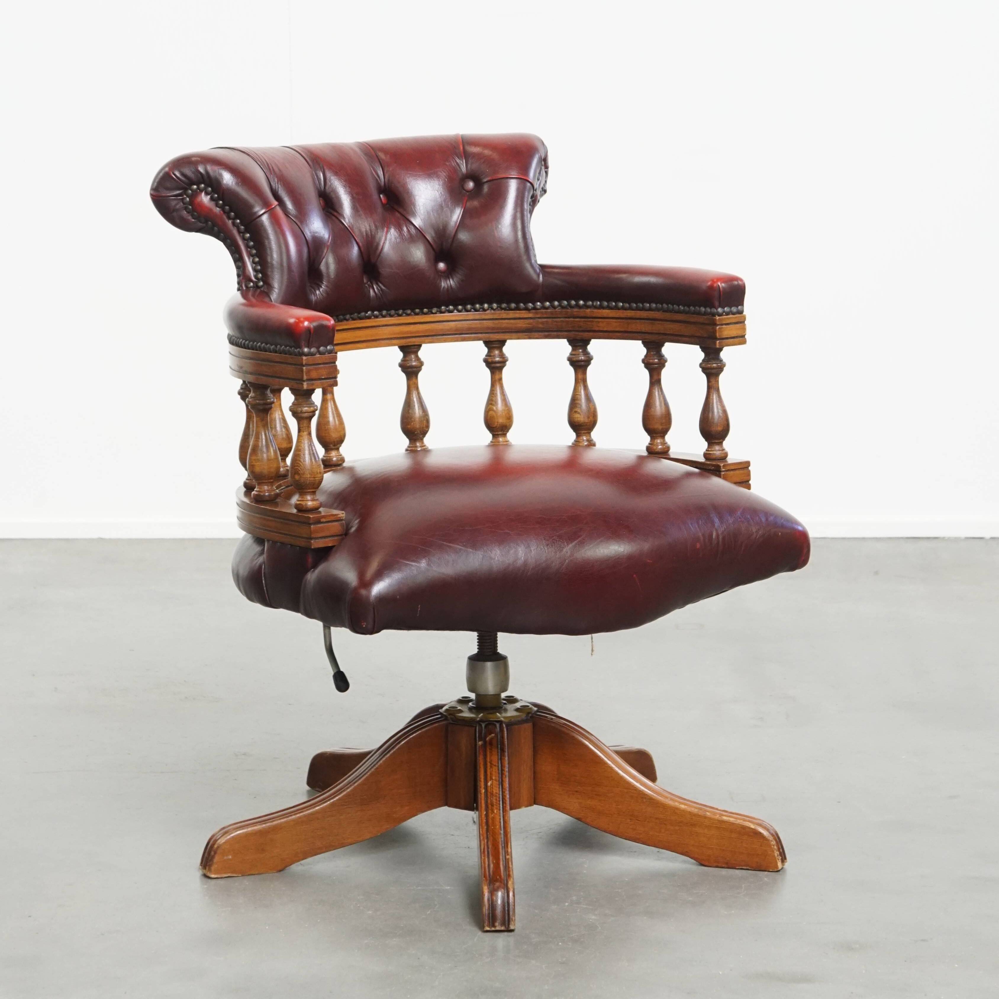 Red Cowhide Leather Chesterfield Office Chair in English Style