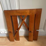 Wooden magazine rack