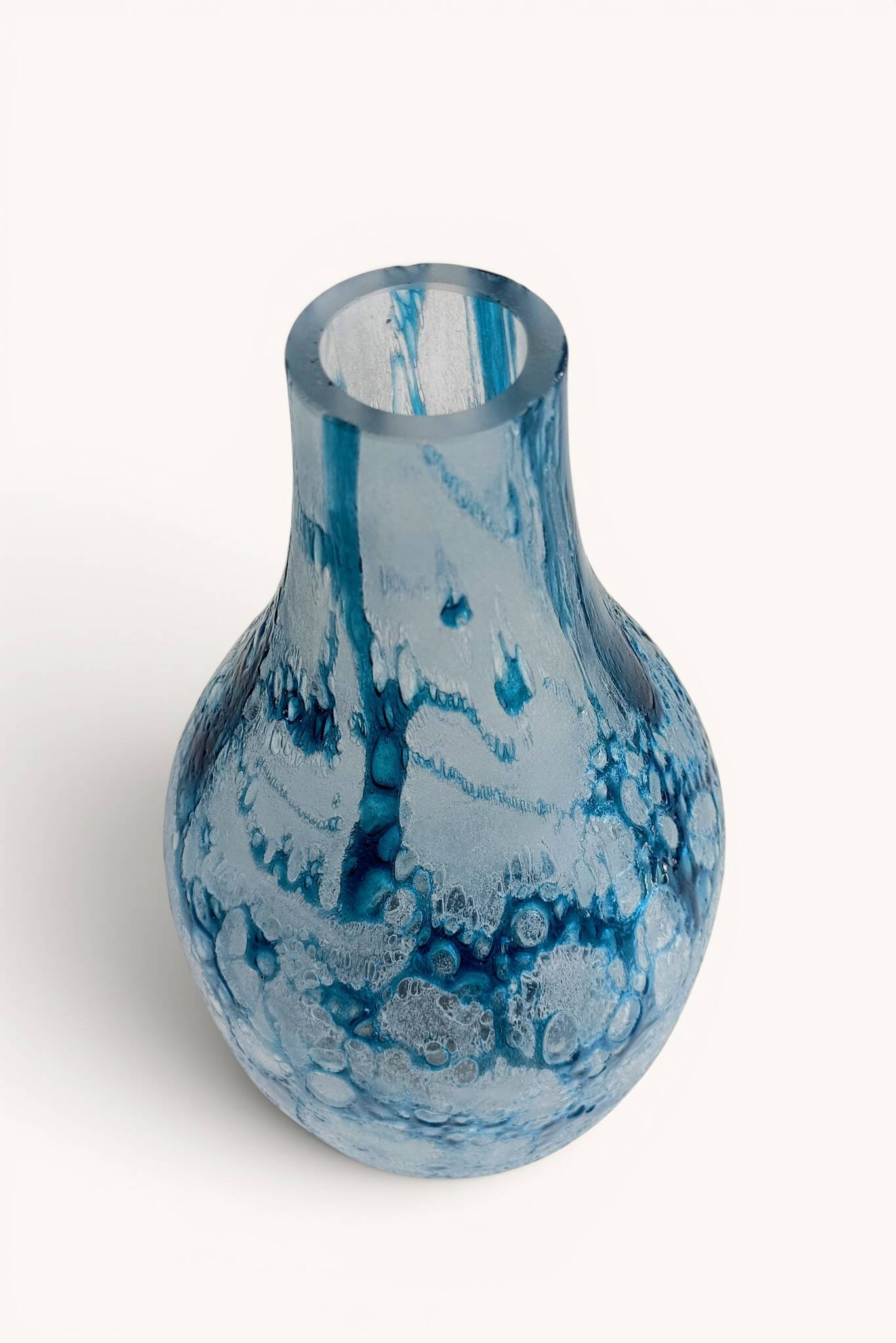 Brutalist Blue and White Reactive Art Glass Vase, Europe, 1970s