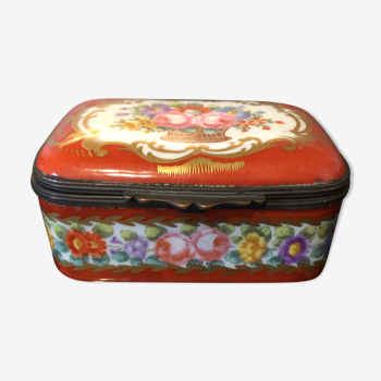 Sèvres porcelain box