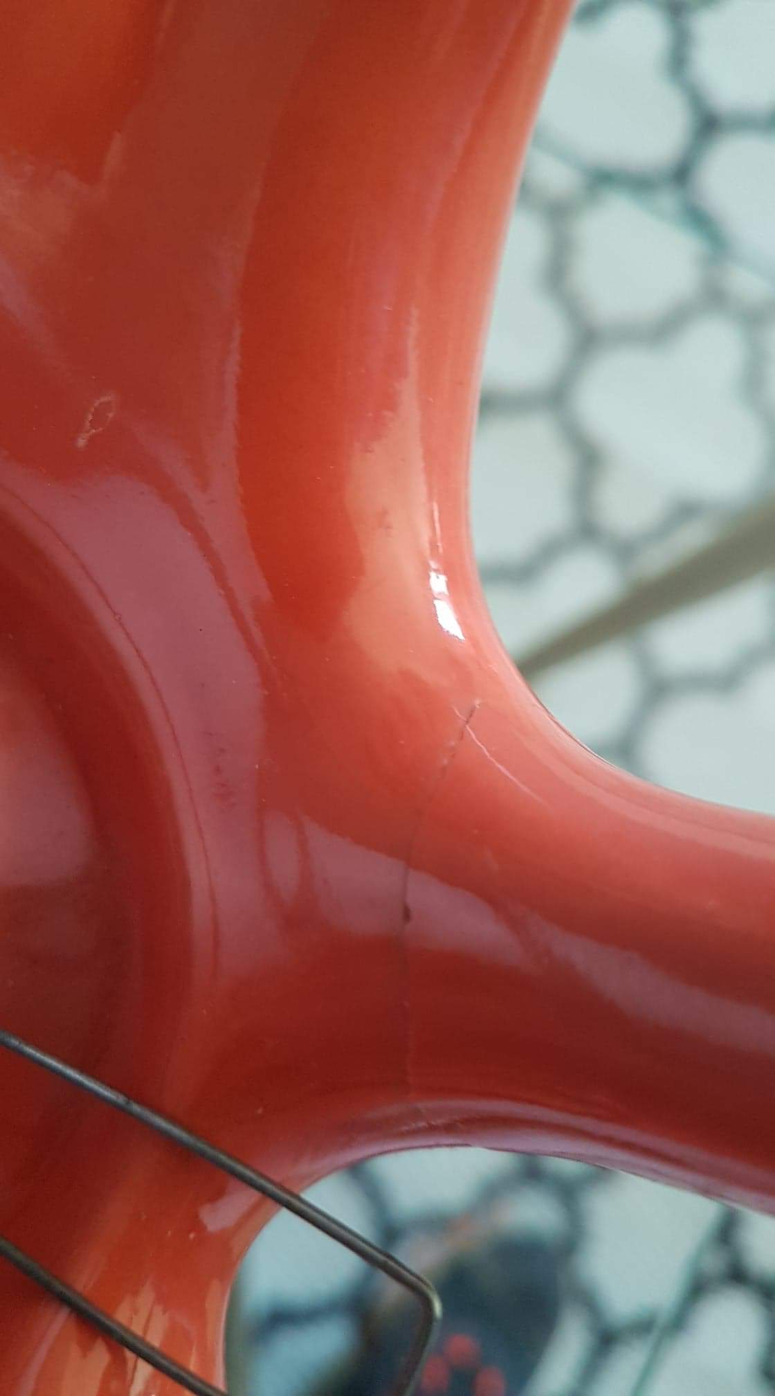 Salmon hands lamp with white opaline