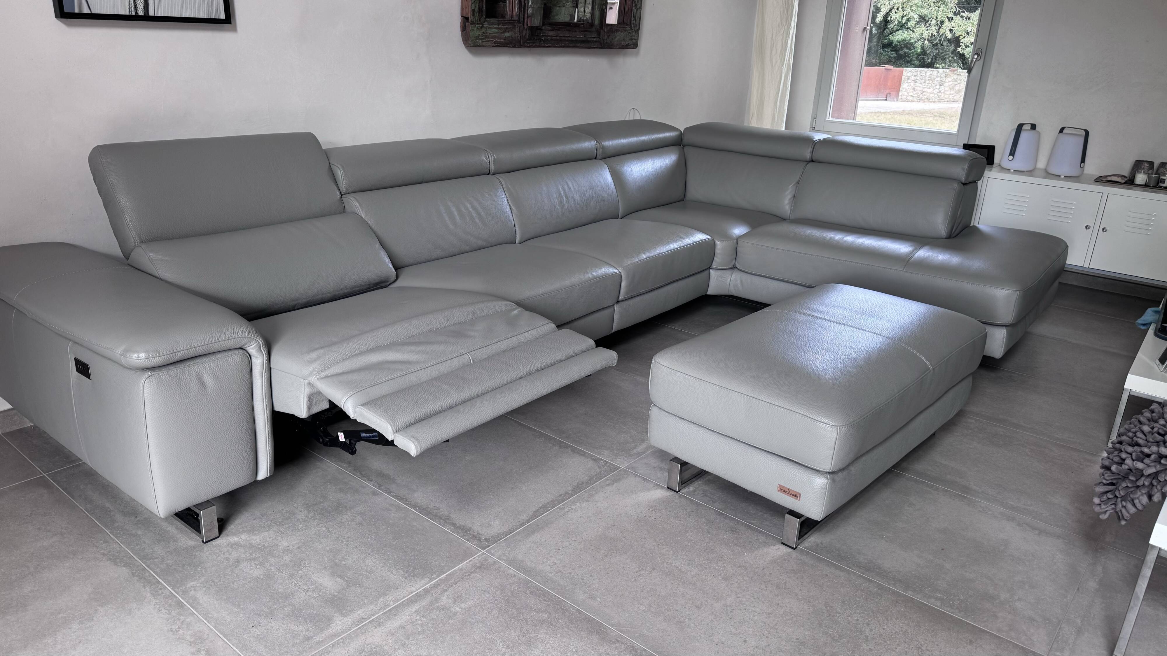 7-seater sofa + ottoman