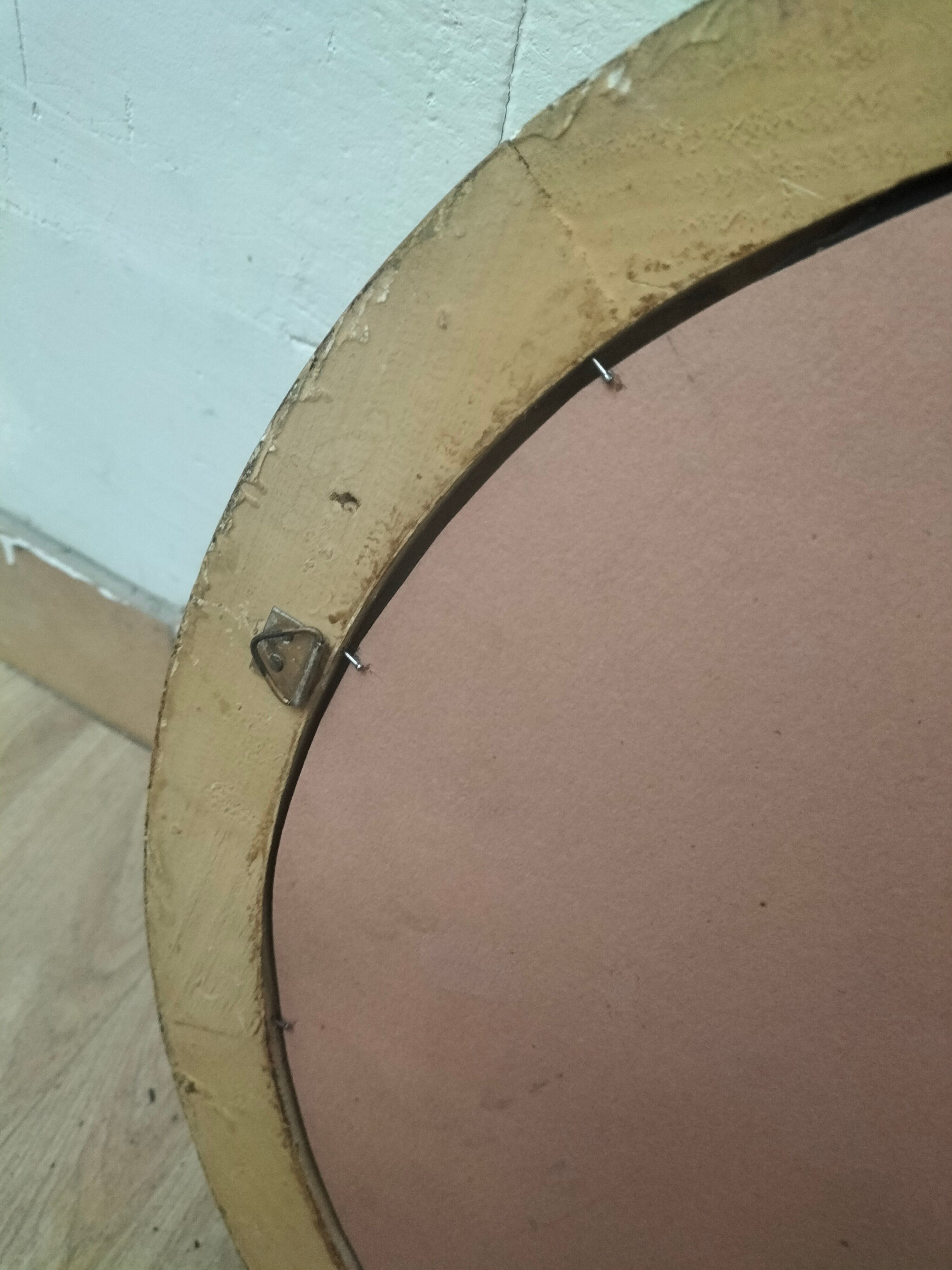 Round golden mirror, 46 cm