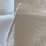 6 VV monogram napkins