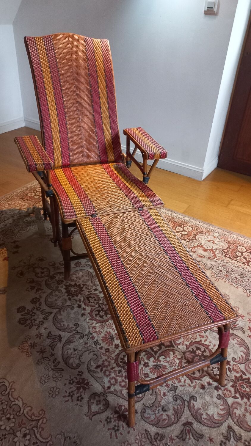 Lounge chair / rattan deckchair early twentieth century