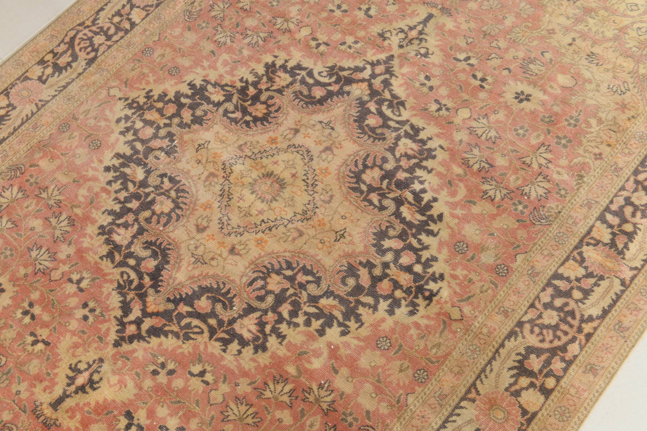 Vintage Pale Red & Pink Persian Rug, 144x216Cm