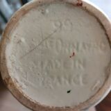 Old earthenware pitcher Onnaing