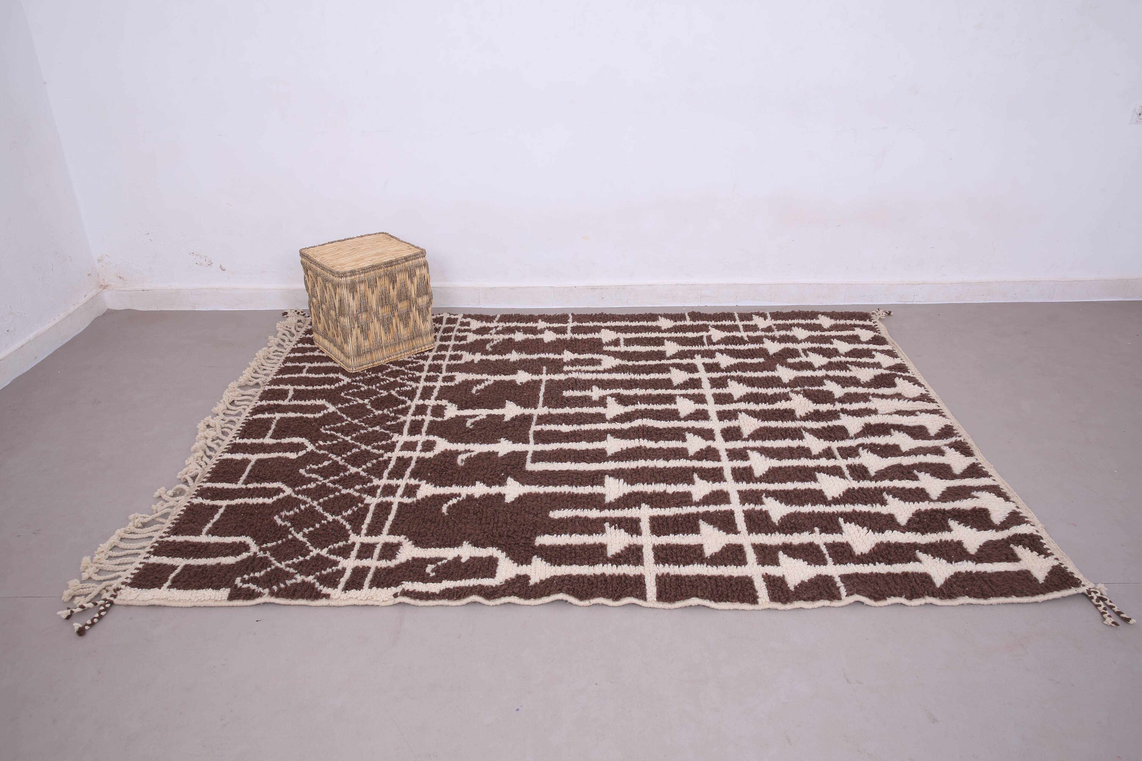 Brown Beni Ourain Rug 183 x 246 cm, Handmade Berber Wool Rug, Vintage Style