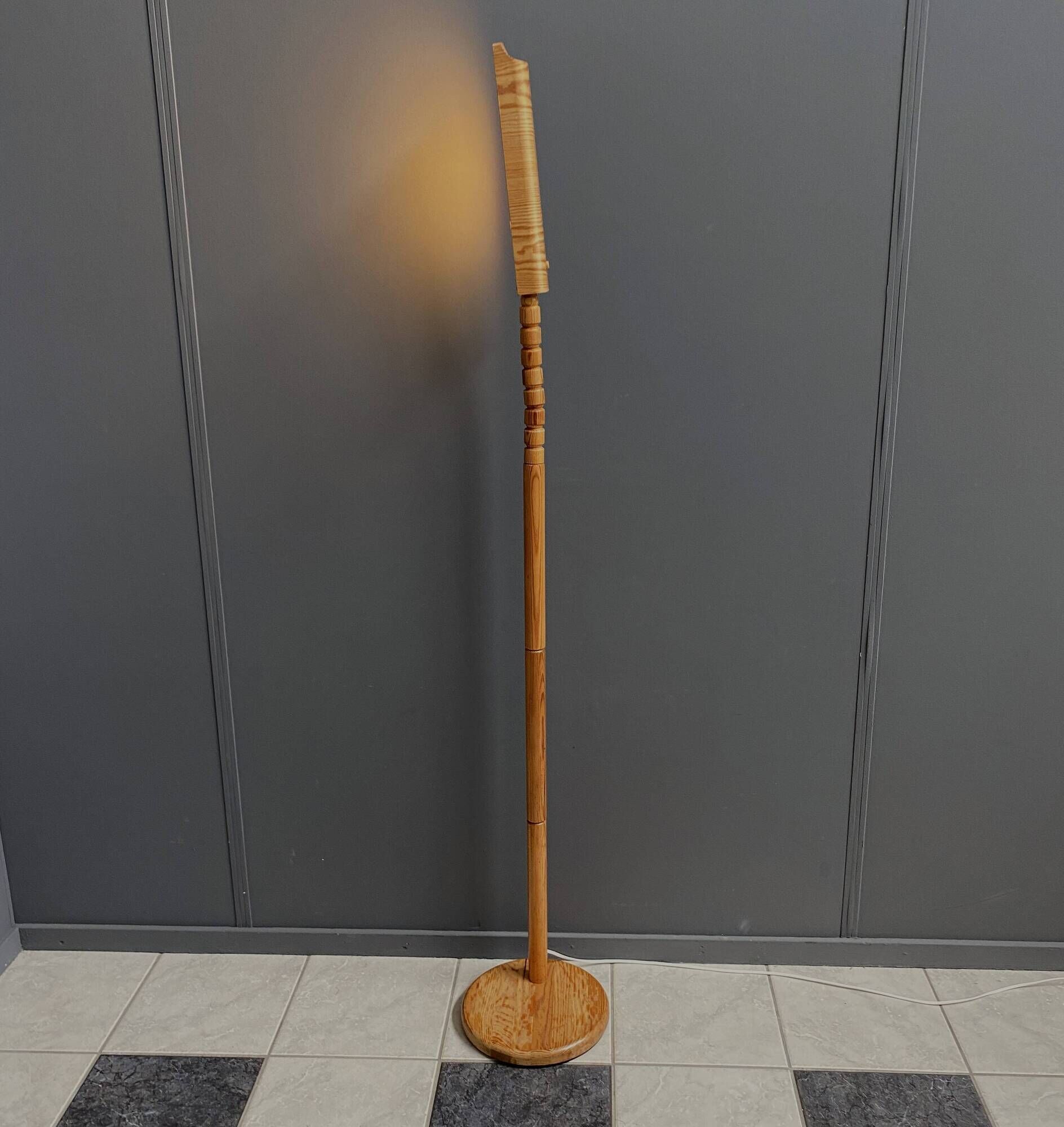 Floor lamp by Solbackens Svarveri from Sewden model 1001