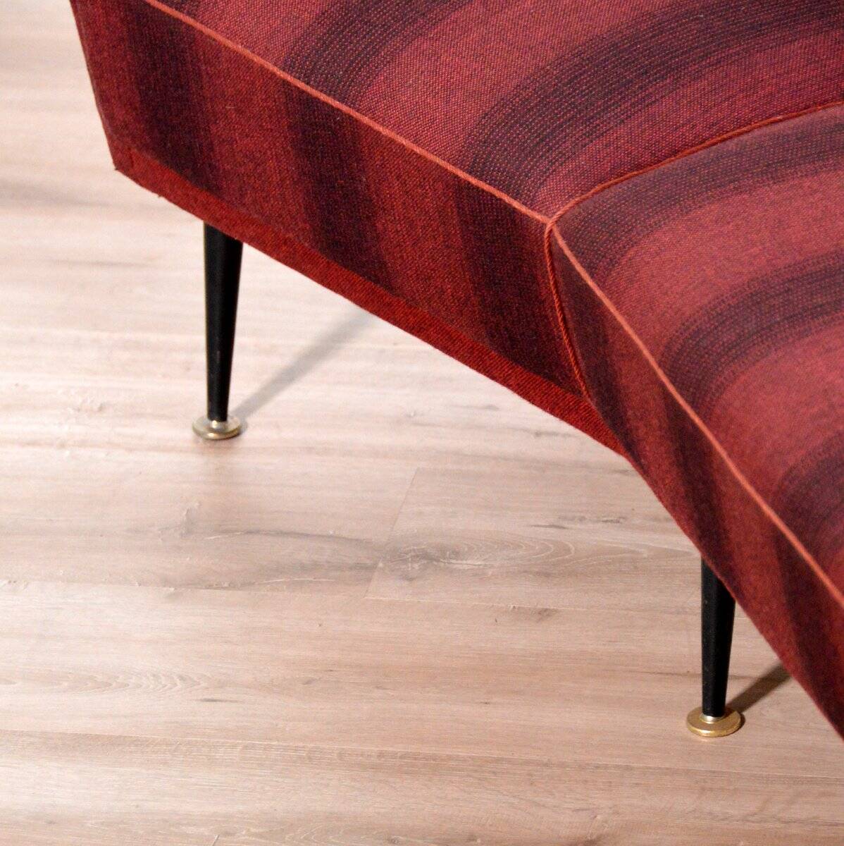 Rare and superb vintage curved teak sofa from the 1950s / Deutschland series decor