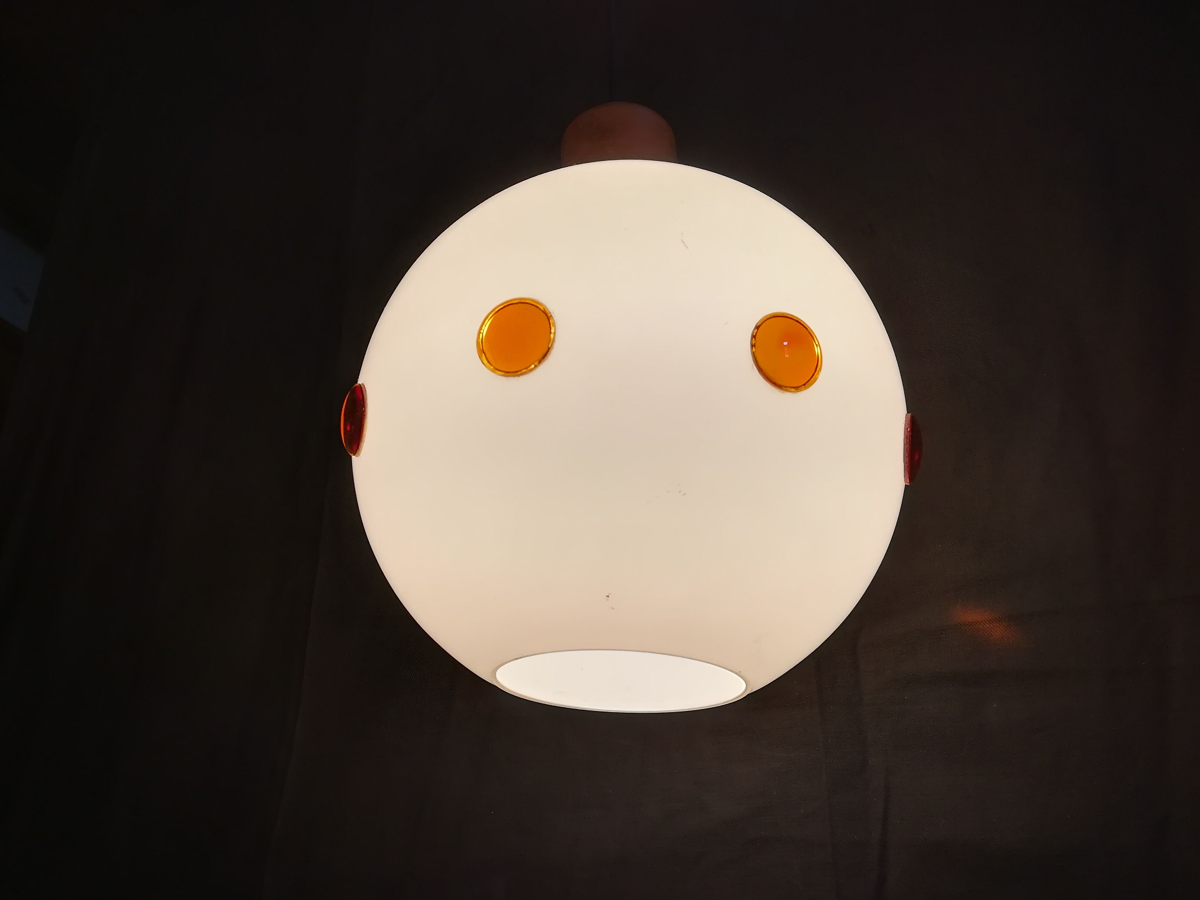 Pendant lamp ball in opaline