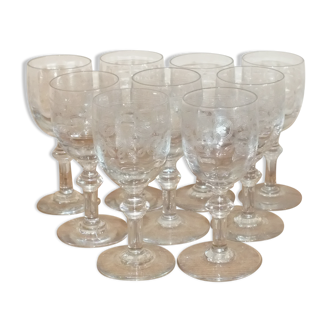 9 antique glasses in port or alcohol decorated with arabesques