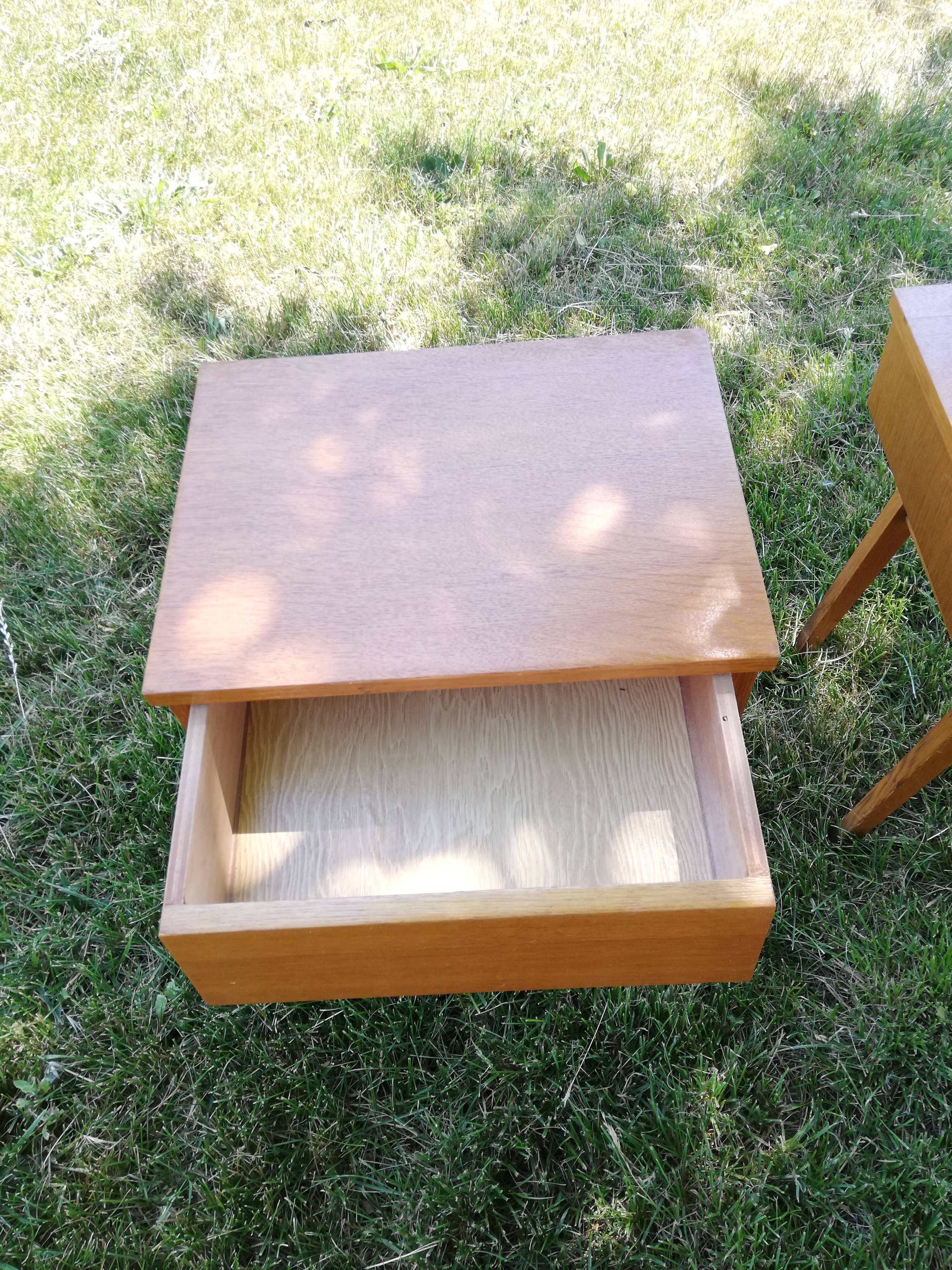 2 vintage bedside tables 1950/1970