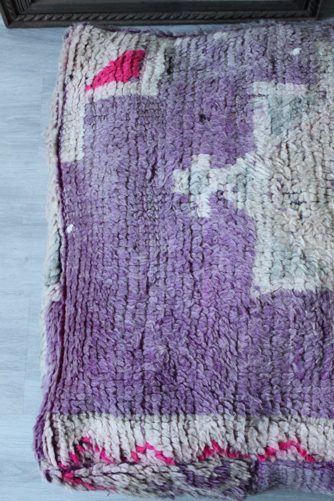 Vintage moroccan boujad floor pouf 'amethyst'