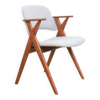 Mid-Century Swedish Oak Armchair from Broderna Johansson, 1950s.