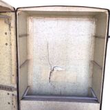 Antique vertical cabin trunk – 109 cm – parchment interior