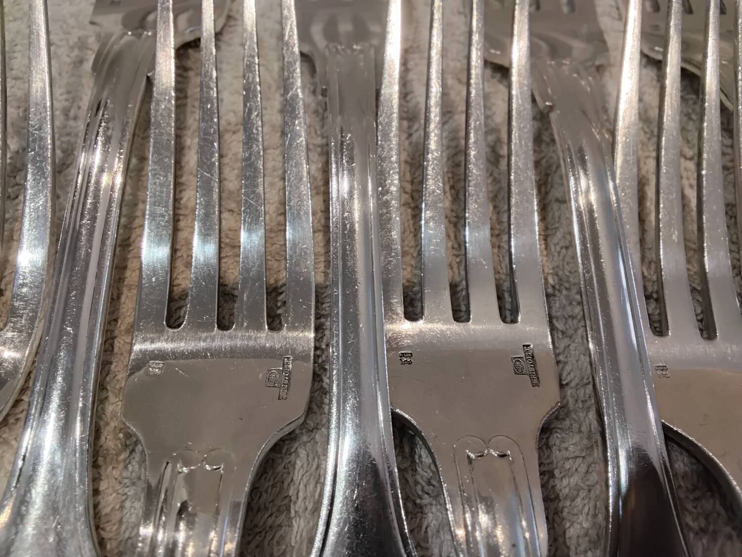 12 silver-plated table forks by Christofle Vendôme