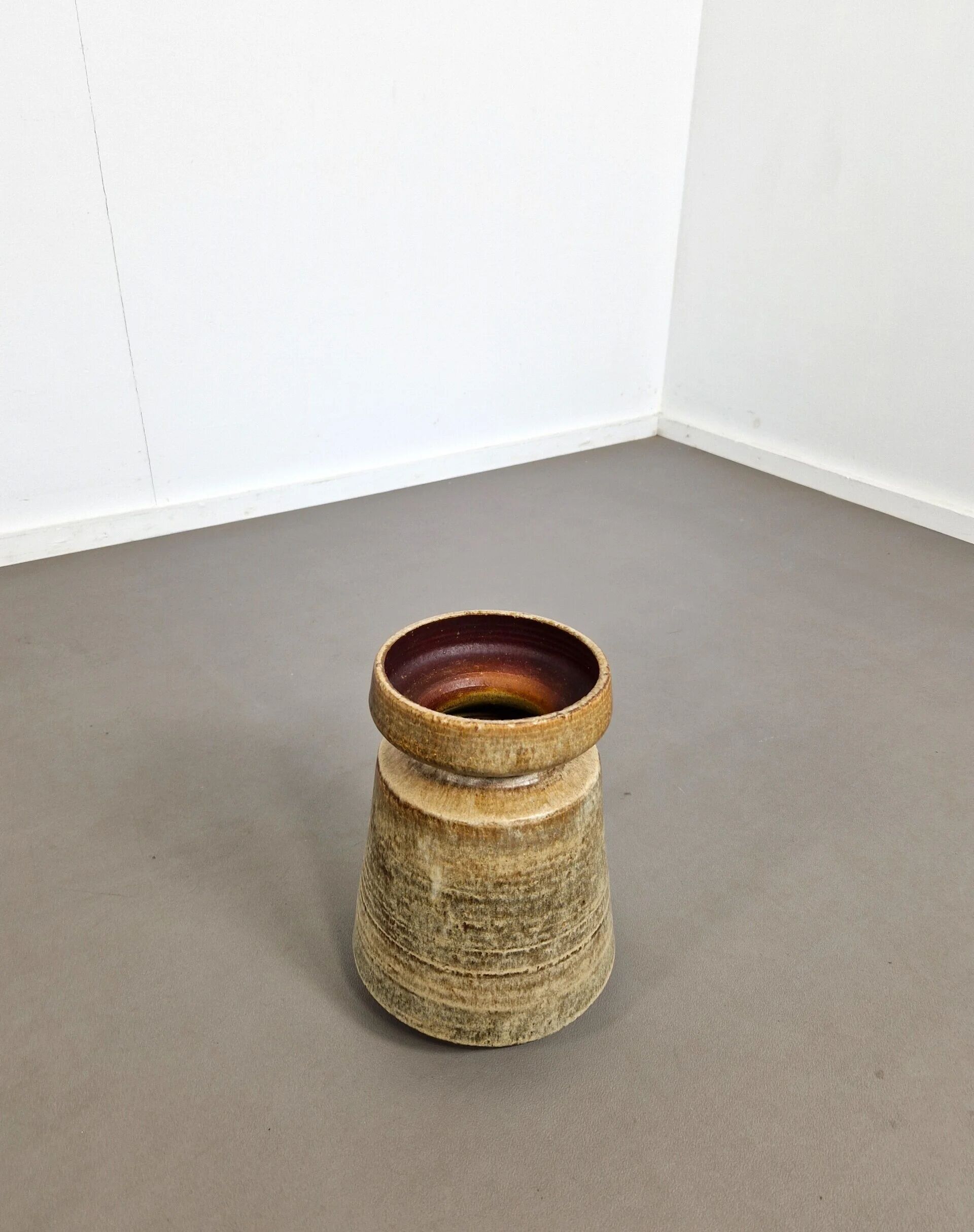 Grand vase moderniste | Années 1970