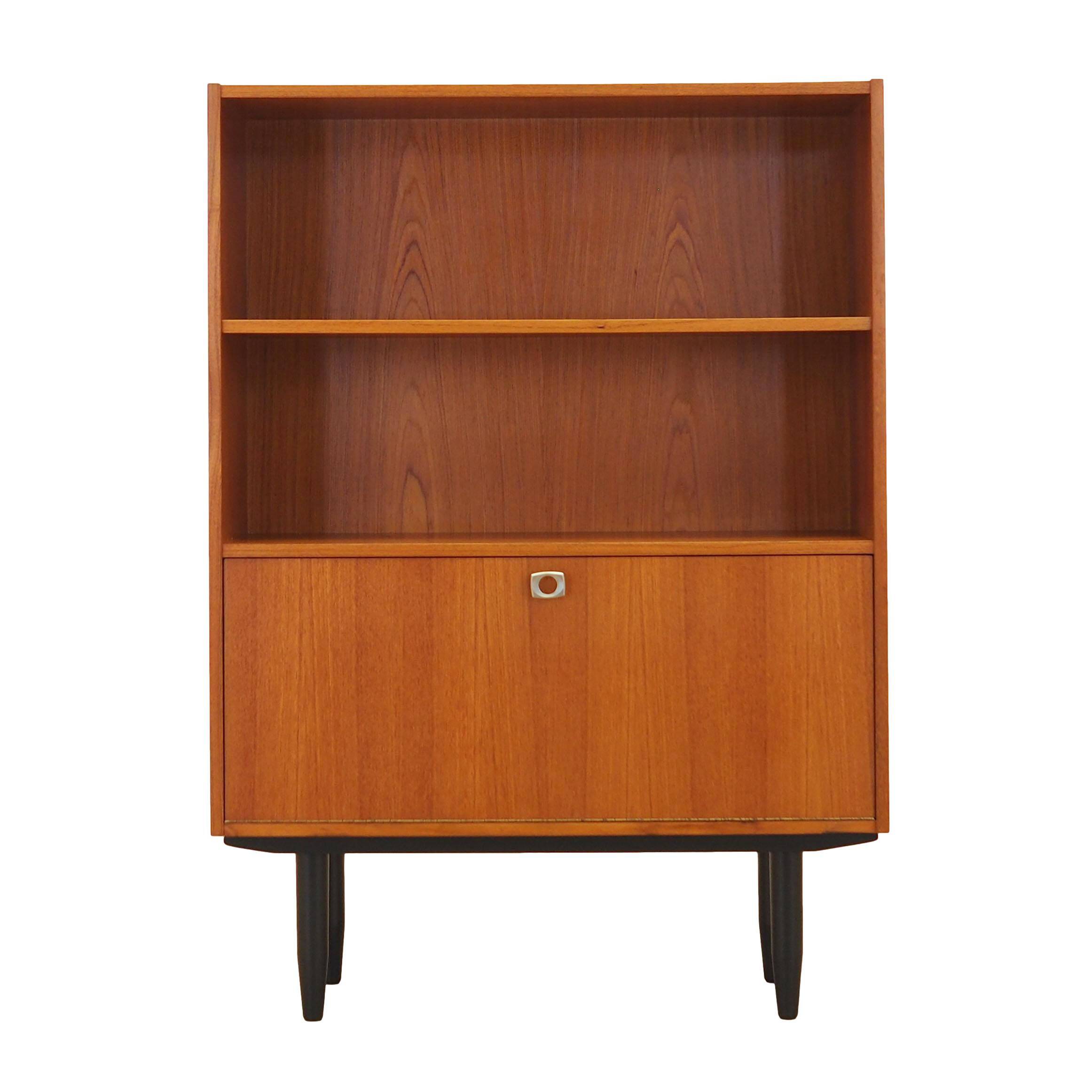 Danish teak-veneered bookcase with a bar and adjustable shelves, 1970s.