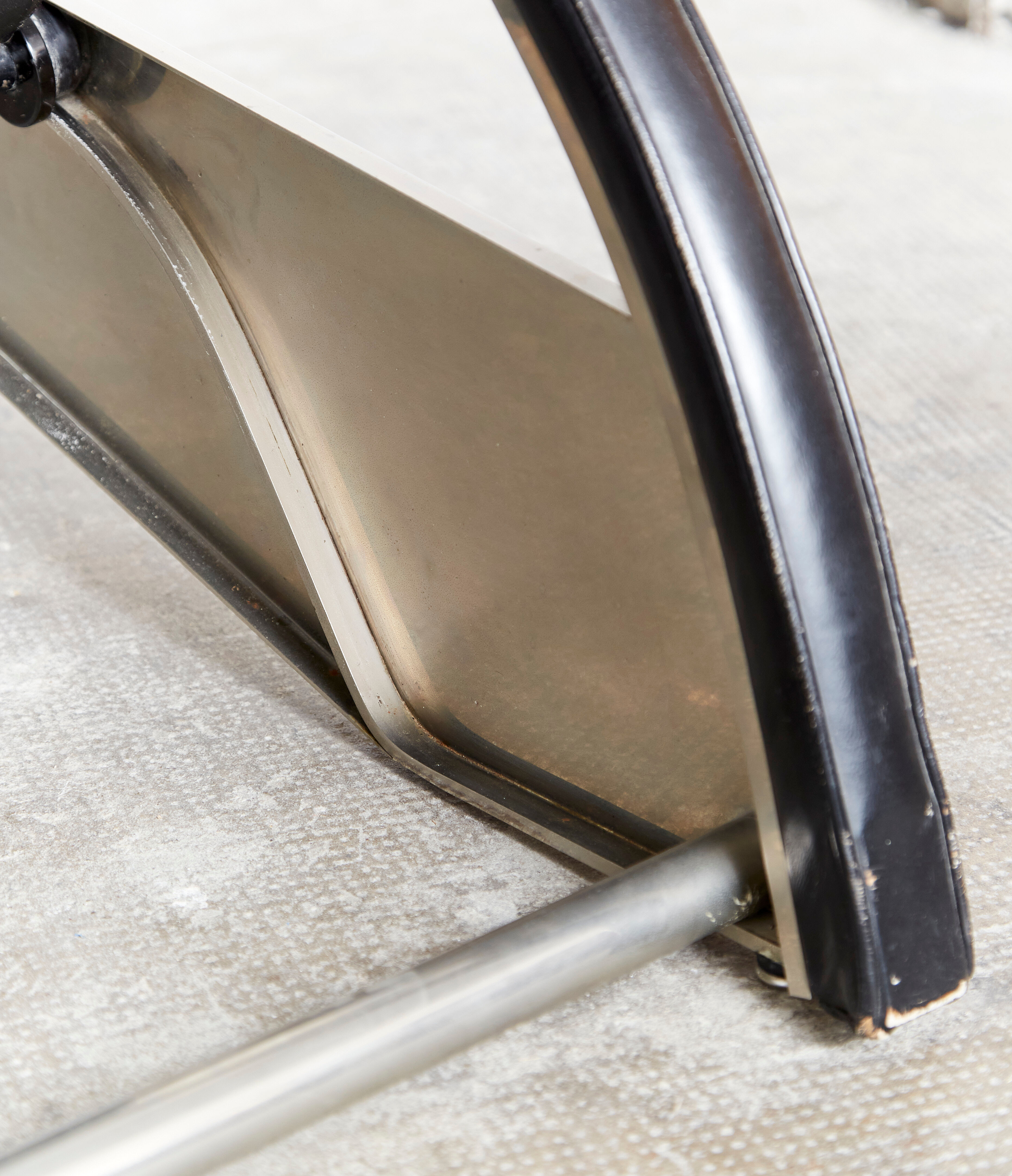 Jean Prouvé lounge chair D80 "Grand Repos" for Tecta