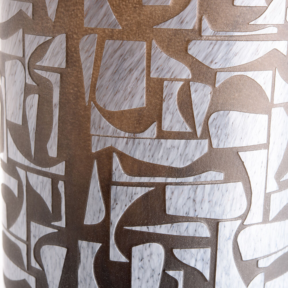 Black and white pot cover