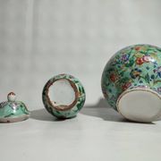 Potiche and vase chinese porcelain qing 19th family green celadon
