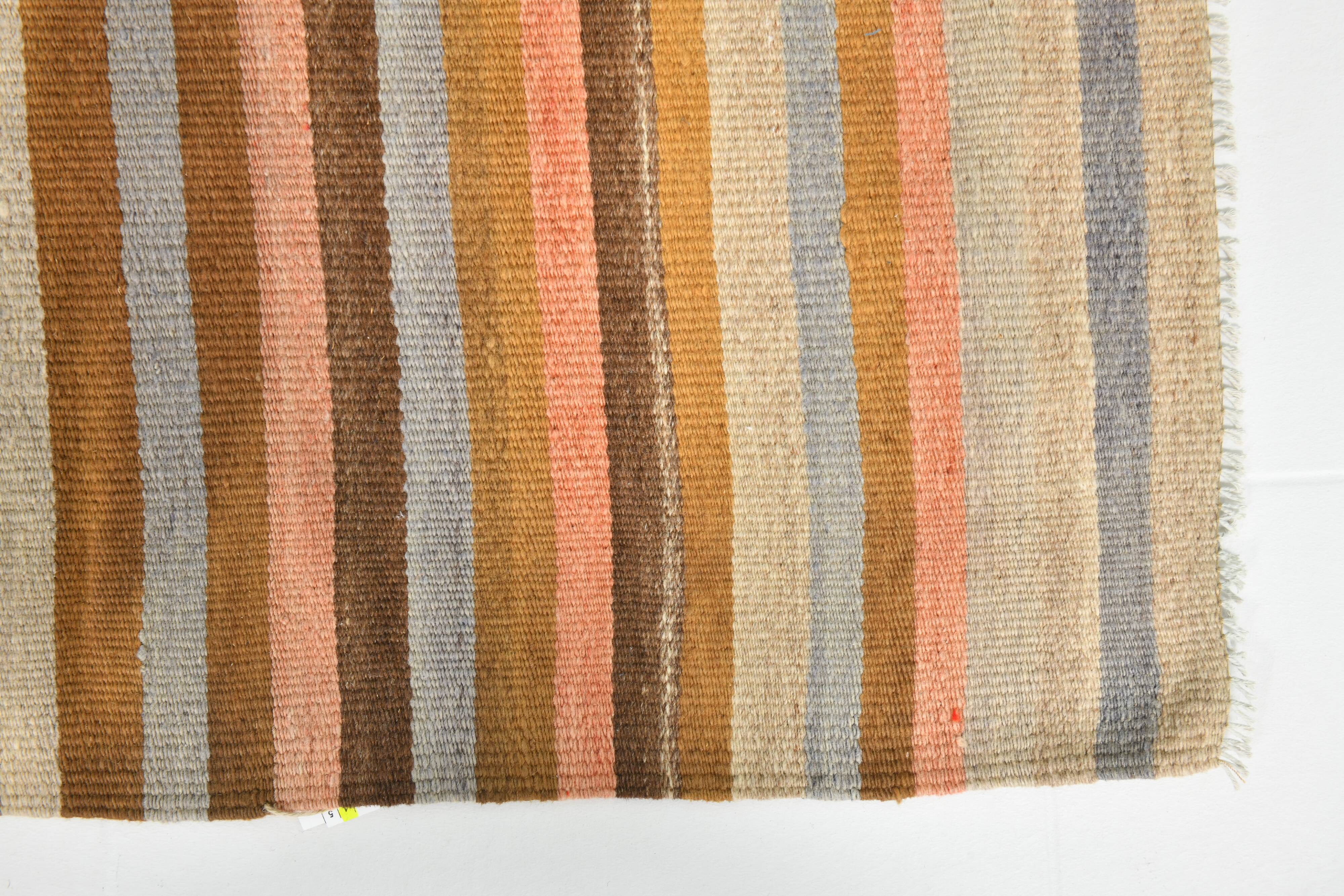 5x7 Mid Century Modern Vintage Kilim Rug, 142x225Cm