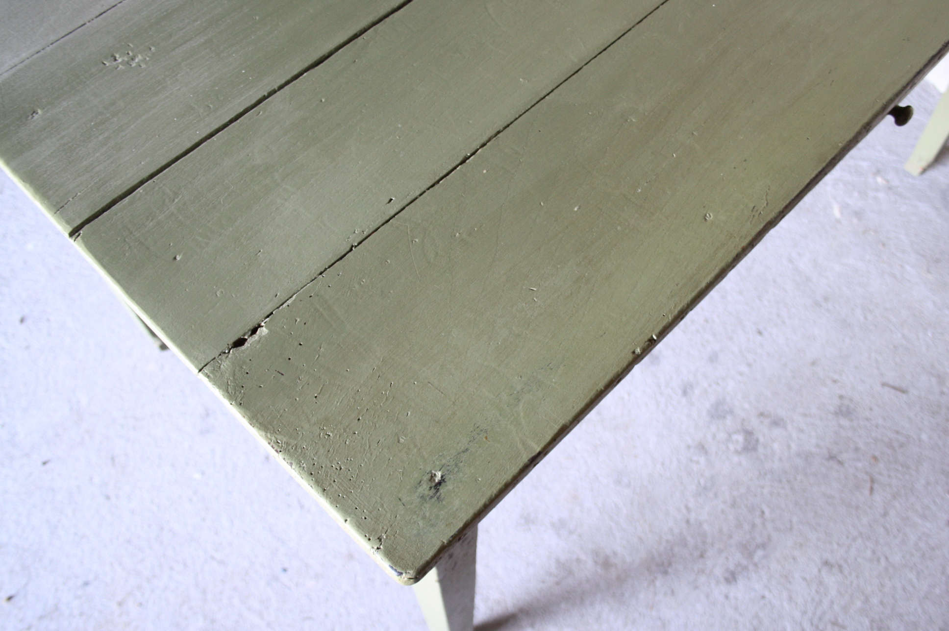 Table de ferme verte