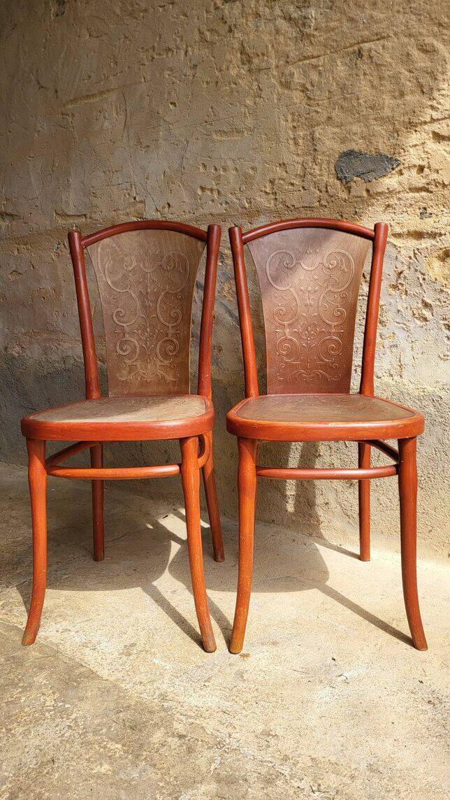 Pair of Art Nouveau Thonet chairs