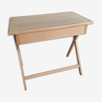 Light wood desk with large drawer