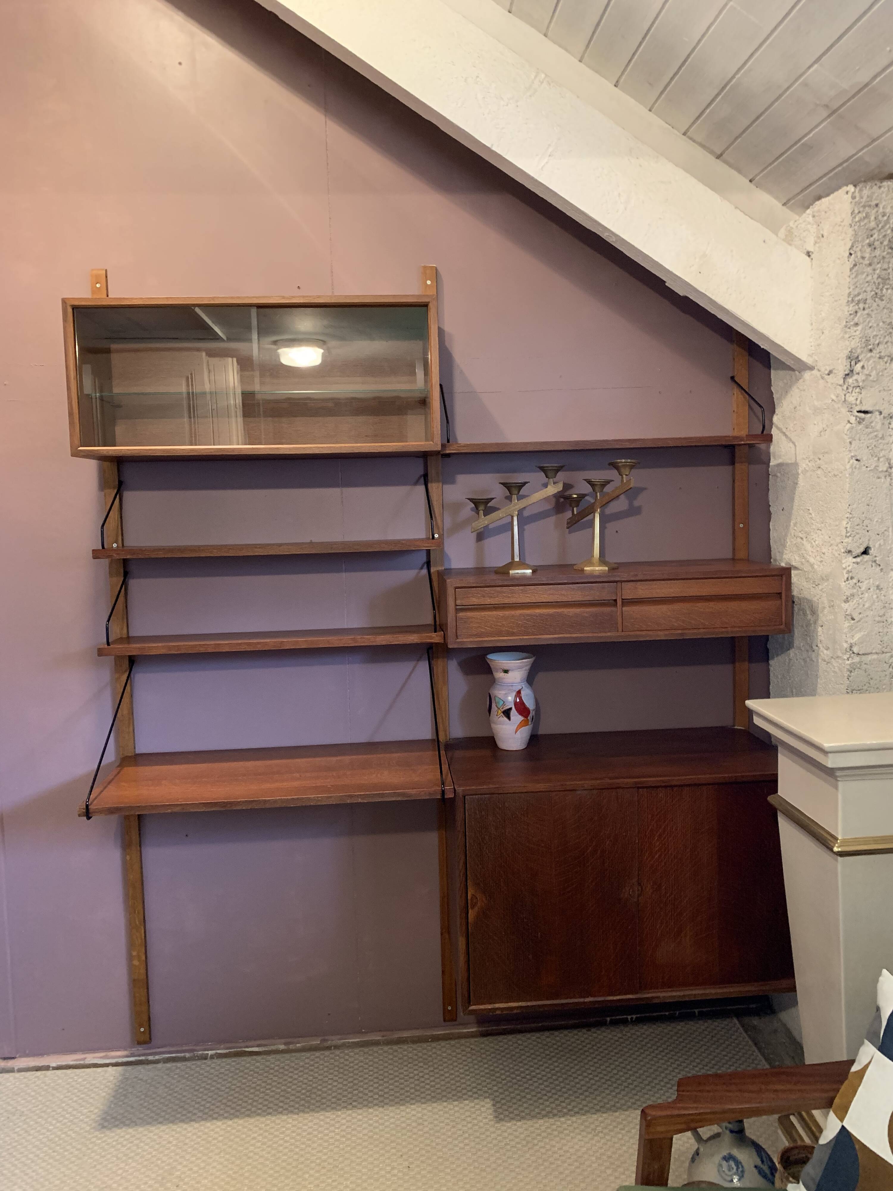 Modular teak wall shelf